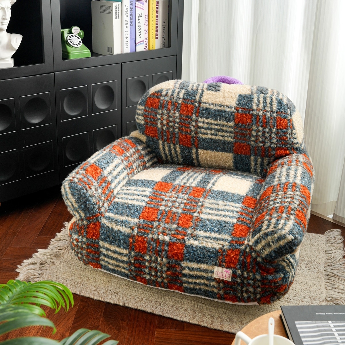 Plaid boucle pet lounge chair bed for cats and small dogs